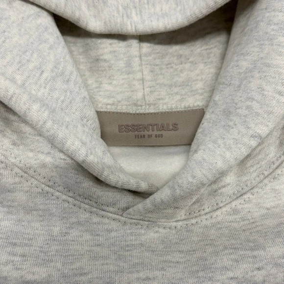 Fear of God Essentials SS22 'Light Oatmeal' Hoodie Size M - Picture 5 of 7